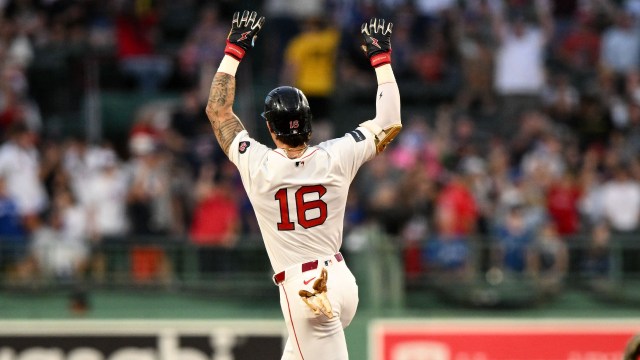 Boston Red Sox center fielder Jeremy Duran