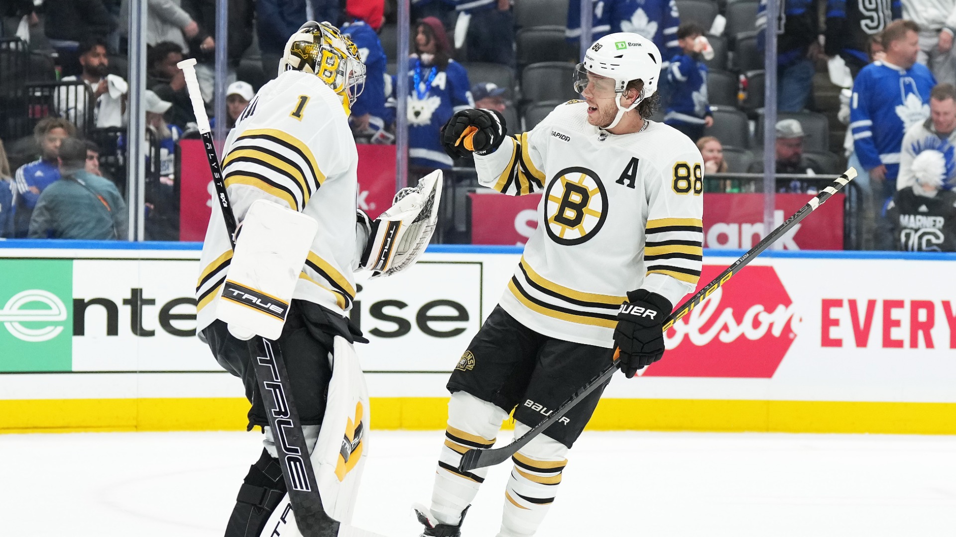 Andrew Raycroft Offers Insight Into Bruins' Jeremy Swayman Extension