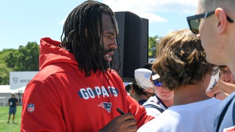 Atlanta Falcons linebacker Matthew Judon