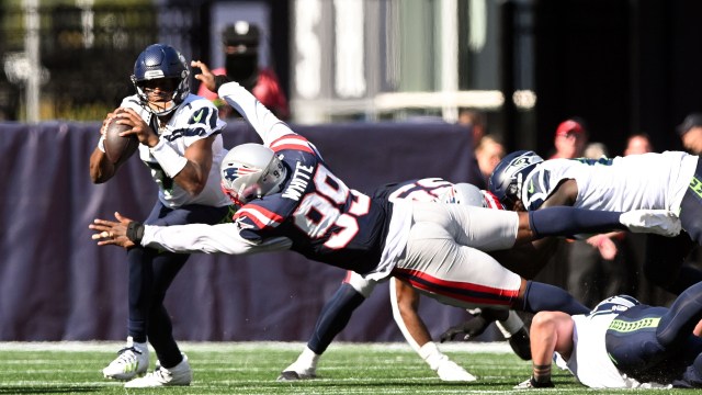 New England Patriots defensive lineman Keion White