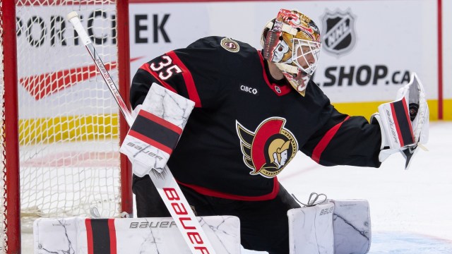 Ottawa Senators goaltender Linus Ullmark