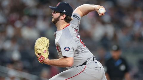 Boston Red Sox pitcher Justin Slaten