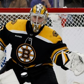 Boston Bruins goaltender Jeremy Swayman