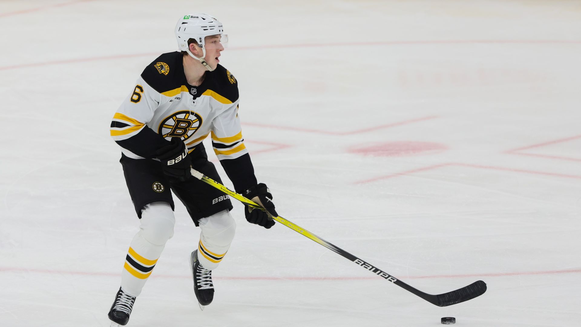 Jim Montgomery explains the notable lineup change in the Bruins’ home opener