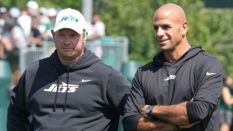 New York Jets offensive coordinator Nathaniel Hackett and NFL coach Robert Saleh