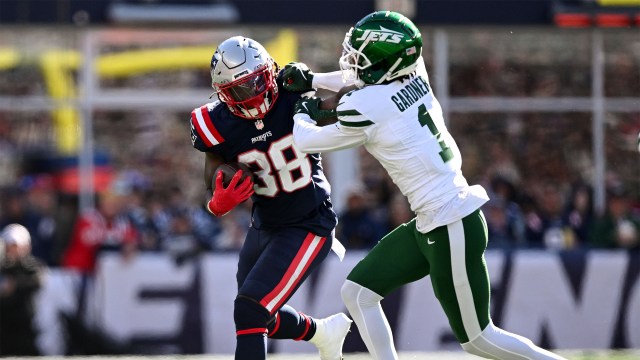 New England Patriots running back Rhamondre Stevenson and New York Jets cornerback Sauce Gardner