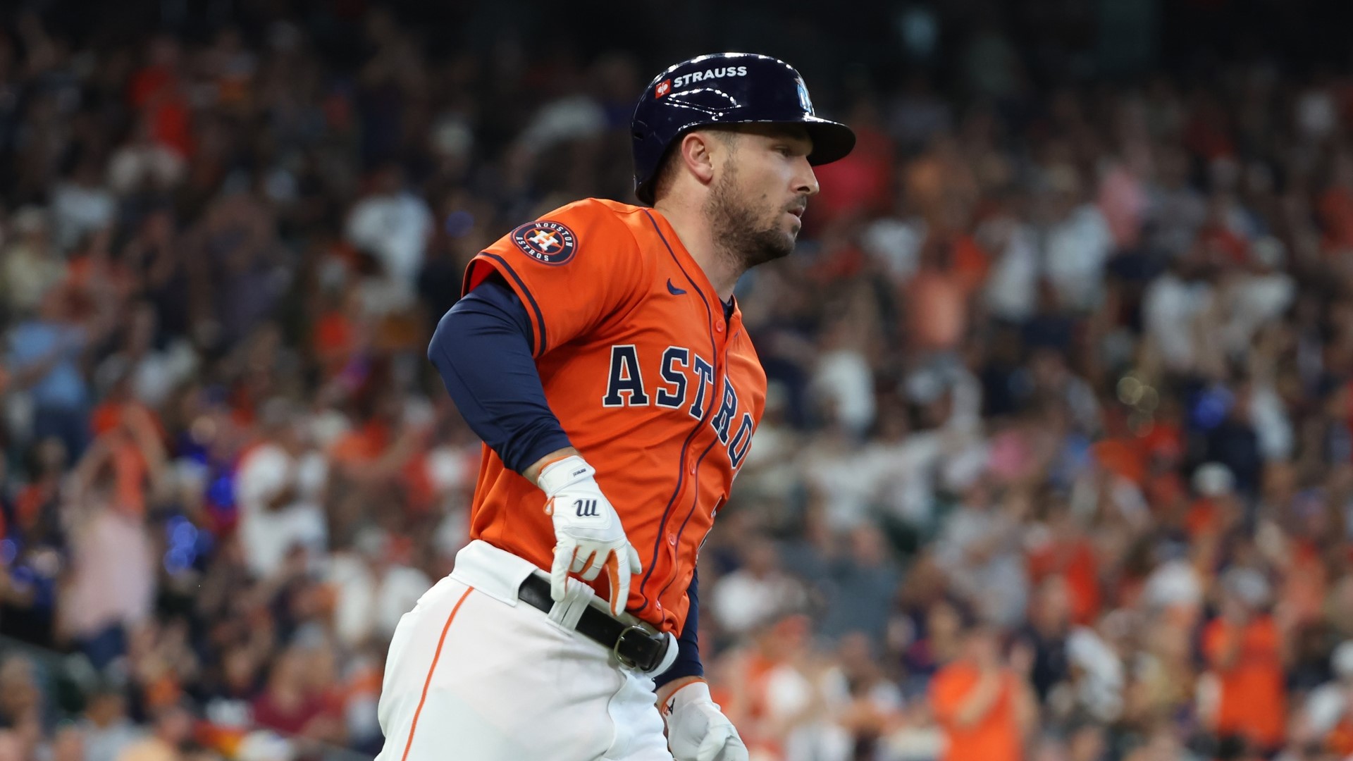 All-Star Slugger’s message to the Astros opens up potential pursuit by the Red Sox