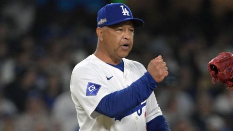 Los Angeles Dodgers manager Dave Roberts