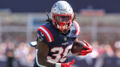 New England Patriots running back Rhamondre Stevenson