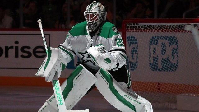 Dallas Stars goaltender Jake Oettinger