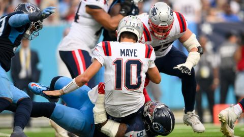 Tennessee Titans defensive tackle Jeffery Simmons and New England Patriots quarterback Drake Maye