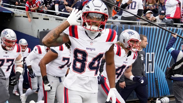 New England Patriots wide receiver Kendrick Bourne, New York Jets safety Jalen Mills