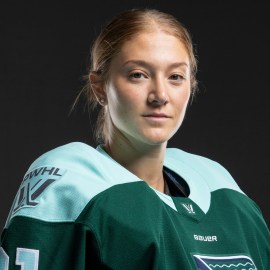 Boston Fleet goalie Aerin Frankel