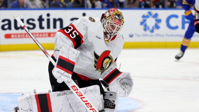 Ottawa Senators goaltender Linus Ullmark