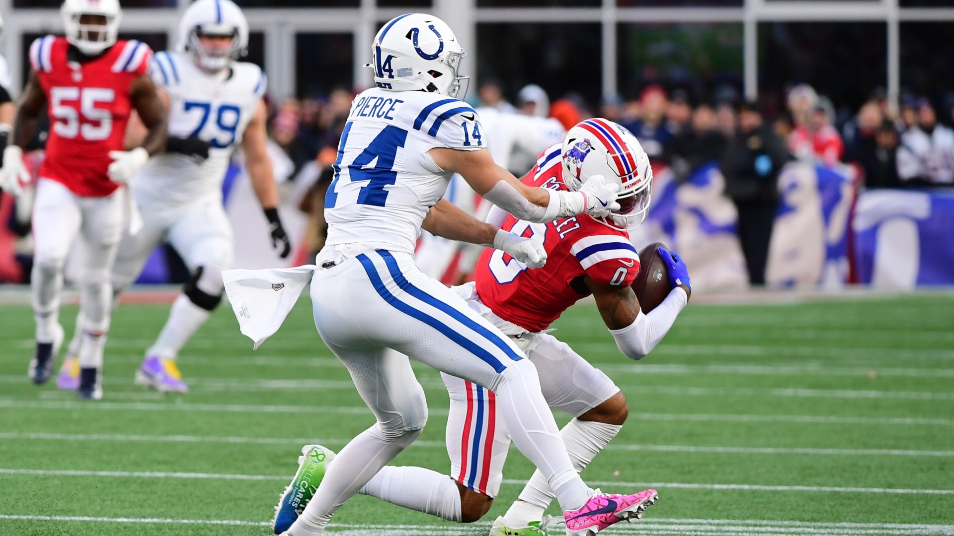 NFL Writer Urges Patriots To Add 2,934-Yard Free Agent Wideout