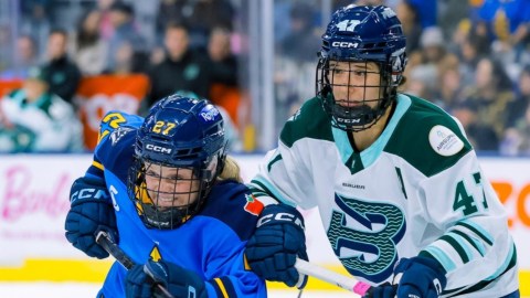 Boston Fleet forward Jamie Lee Rattray and Toronto Sceptres forward Emma Maltais