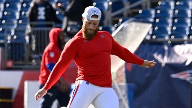 New England Patriots kicker Joey Slye