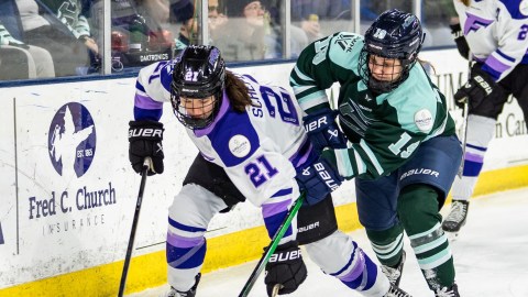 Boston Fleet forward Hannah Bilka and Minnesota Frost forward Liz Schepers