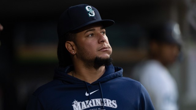 Seattle Mariners pitcher Luis Castillo