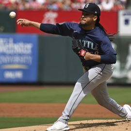 Seattle Mariners pitcher Luis Castillo