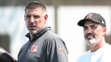 Cleveland Browns advisor Mike Vrabel, head coach Kevin Stefanski