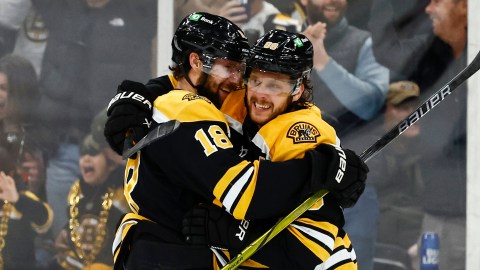 Boston Bruins forwards Pavel Zacha and David Pastrnak