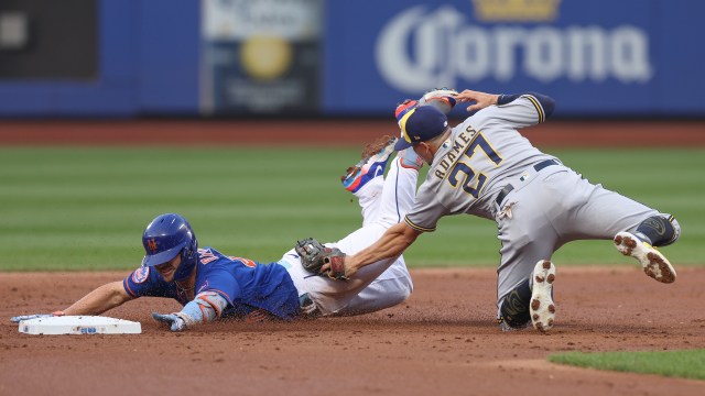 New York Mets first baseman Pete Alonso and Milwaukee Brewers shortstop Willy Adames