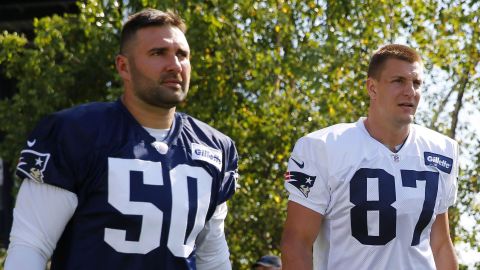 New England Patriots linebacker Rob Ninkovich and tight end Rob Gronkowski