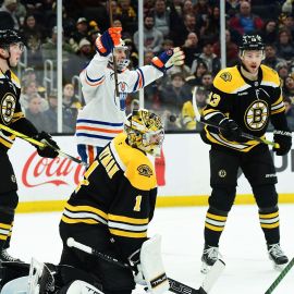 Boston Bruins goalie Jeremy Swayman