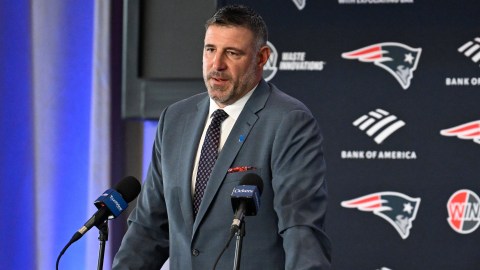 New England Patriots head coach Mike Vrabel