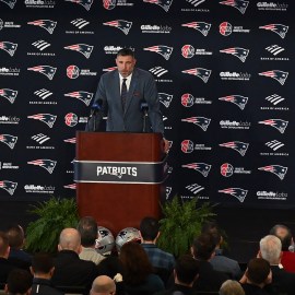 New England Patriots head coach Mike Vrabel