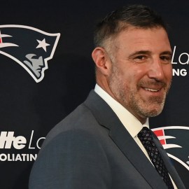 New England Patriots head coach Mike Vrabel