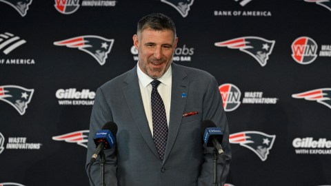 New England Patriots head coach Mike Vrabel