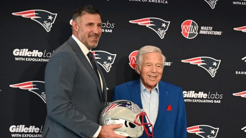 New England Patriots head coach Mike Vrabel, owner Robert Kraft