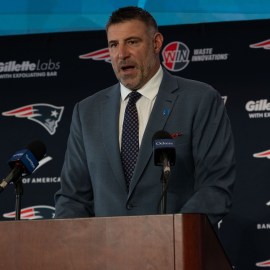 New England Patriots head coach Mike Vrabel