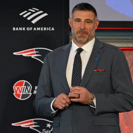 New England Patriots head coach Mike Vrabel