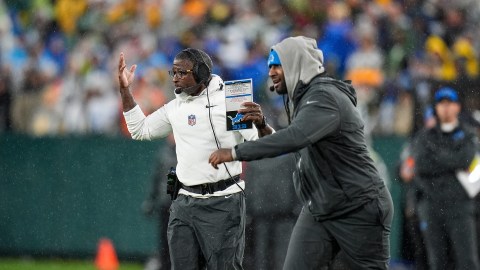 Detroit Lions defensive coordinator Aaron Glenn, linebackers coach Kelvin Sheppard