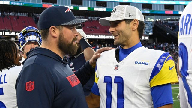 New England Patriots center David Andrews, Los Angeles Rams quarterback Jimmy Garoppolo