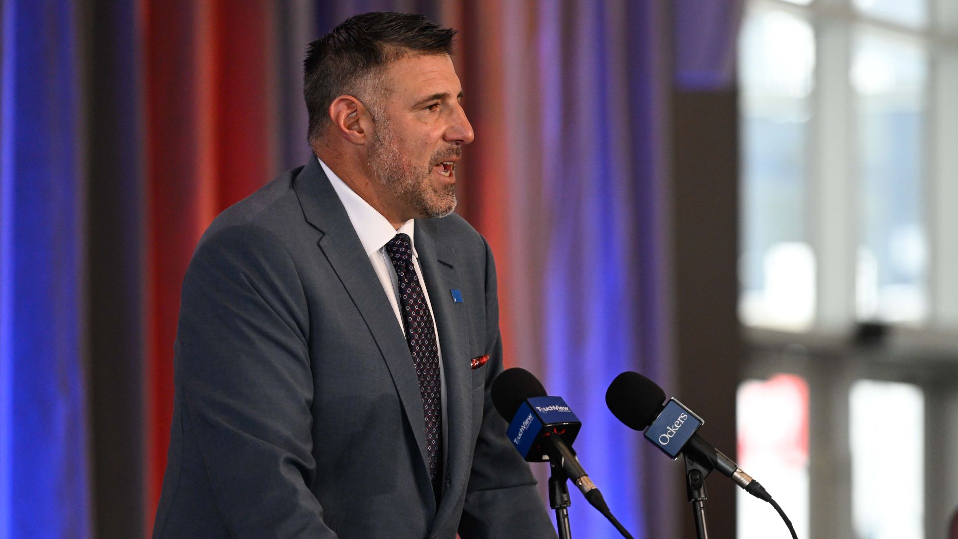 Biggest Offseason Priority For Mike Vrabel, Patriots 'Should Be Unanimous'