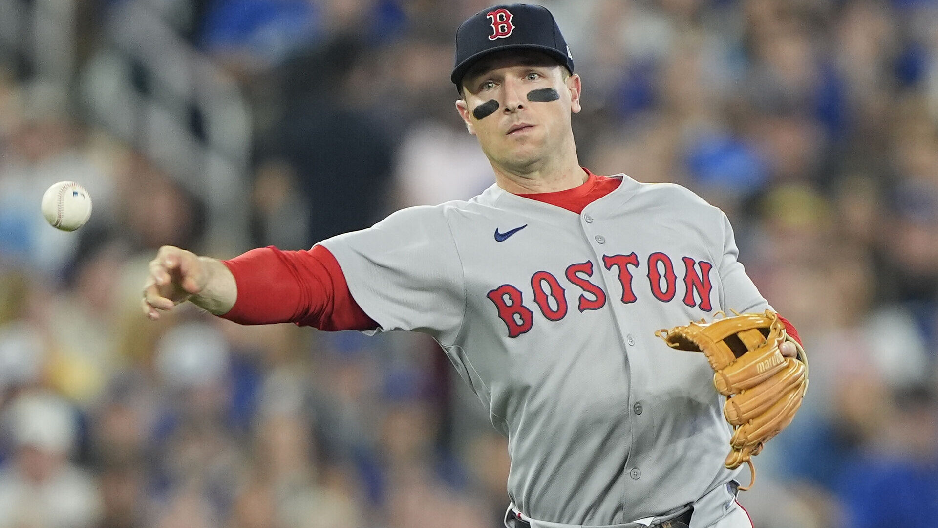 Unexpected Suitor Emerges In Alex Bregman Sweepstakes